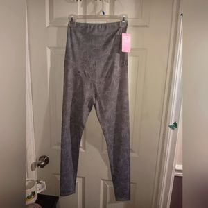 NWOT- "PoshDivah" Maternity leggings -size Small